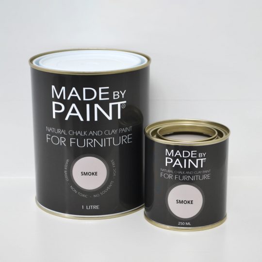 smoke-made-by-paint-chalk-clay-paint